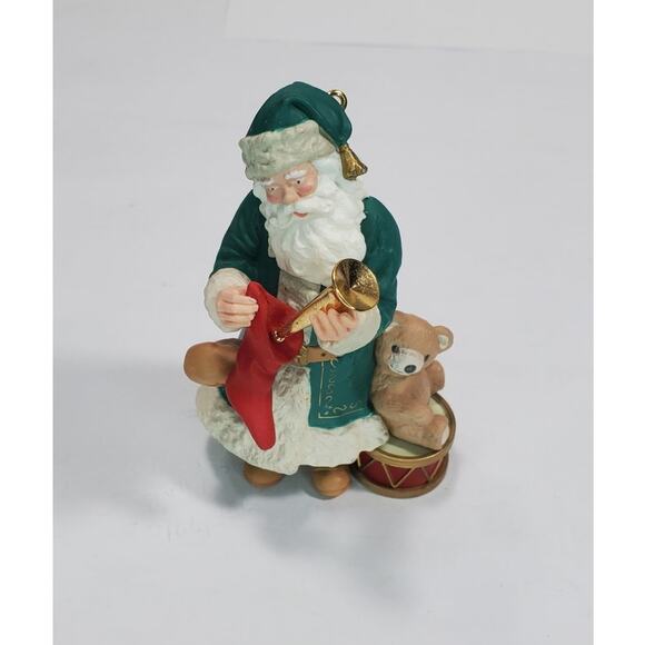 Vintage Hallmark Keepsake Ornament 1992 Collectors Series Merry Olde Santa (3) - Picture 2 of 8